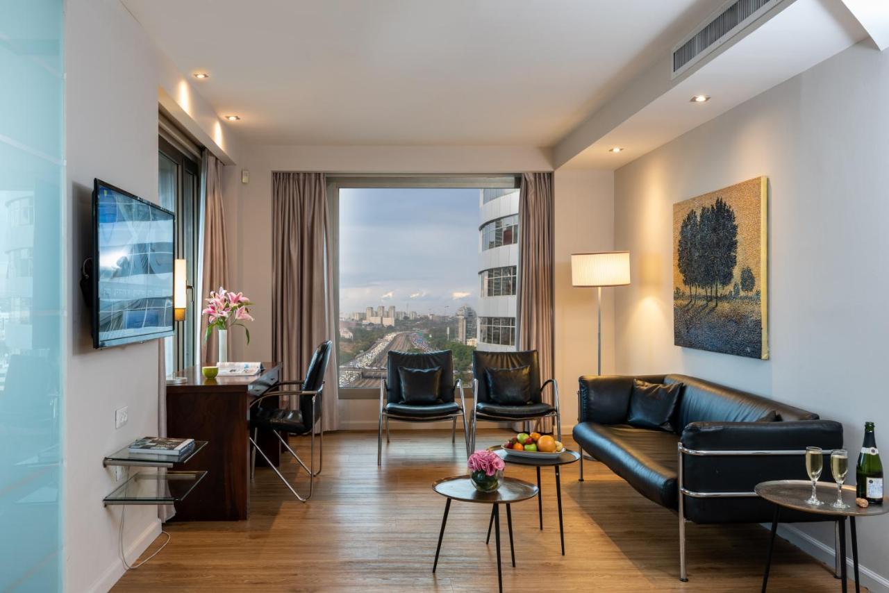 فندق ليوناردو سيتي تاور تل أبيب Giv'atayim المظهر الخارجي الصورة A suite at the hotel